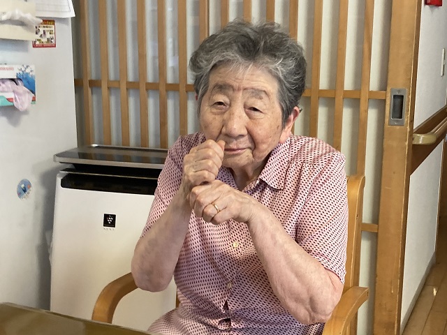 笑顔が最高！でも、時にはウトウト…