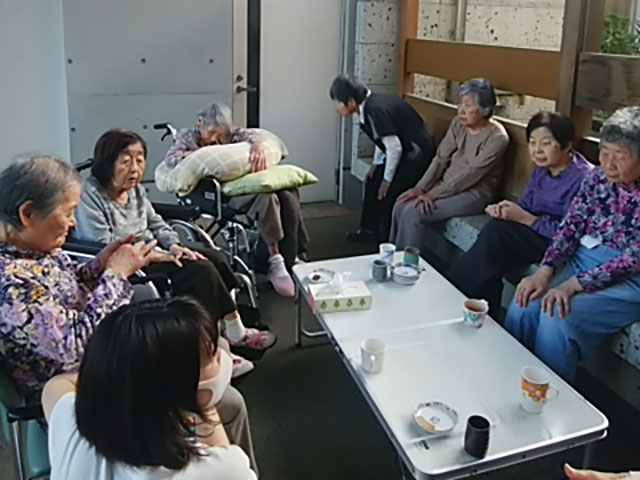 お散歩・ゲーム・歌の会etc...