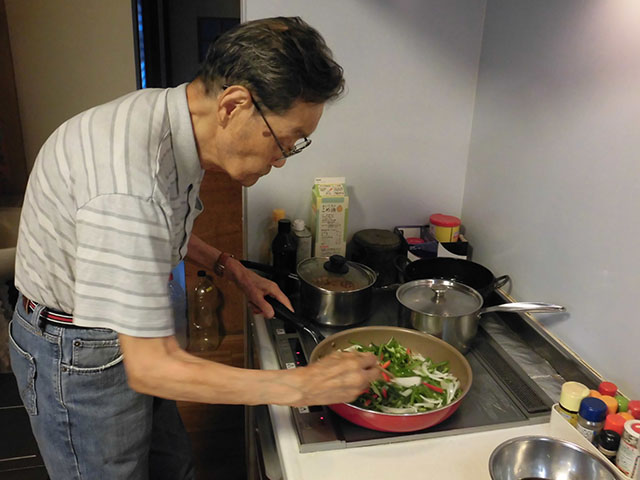 お仕事中